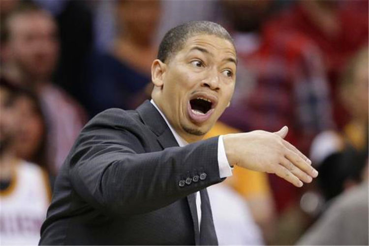 一电竞- 篮网解雇主教练，管理层寻求新方向  